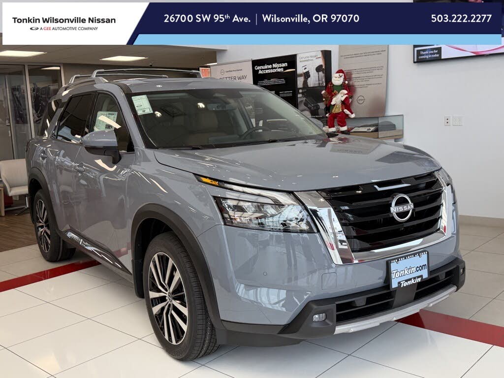 2025 Nissan Pathfinder Platinum 4WD