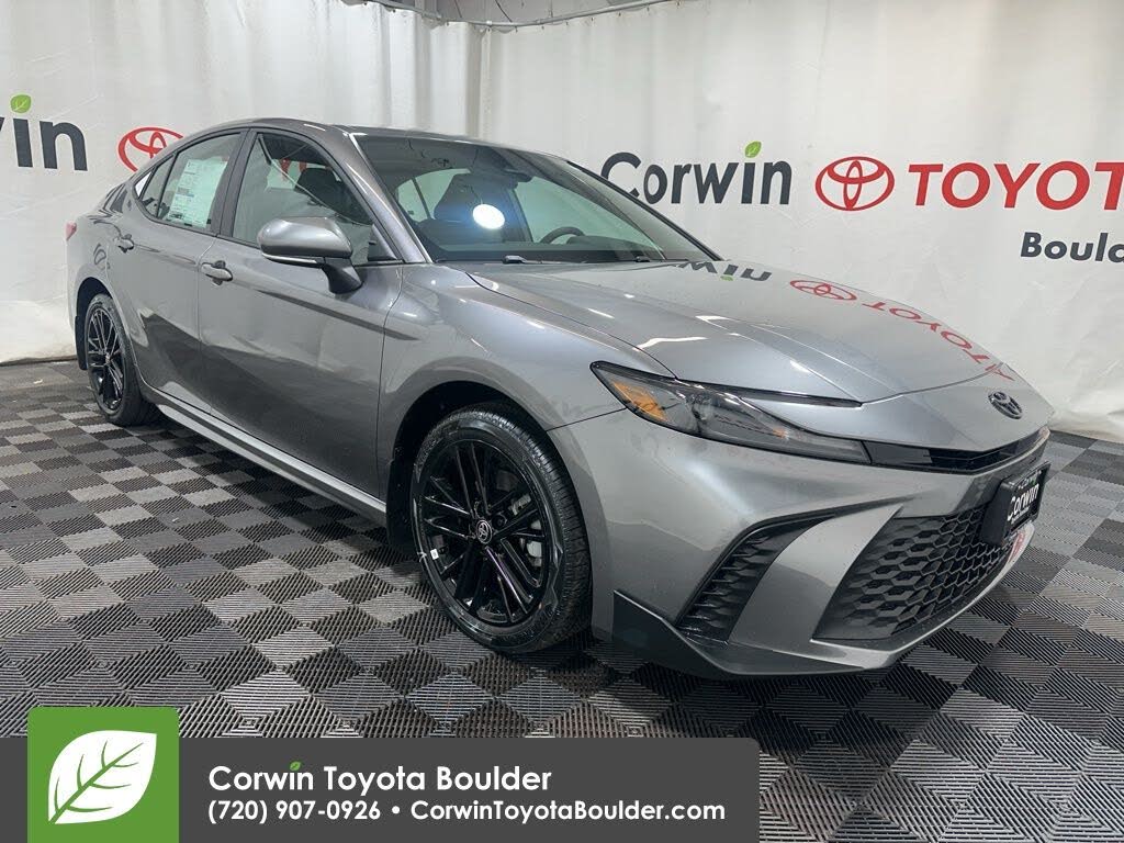 2026 Toyota Camry SE AWD
