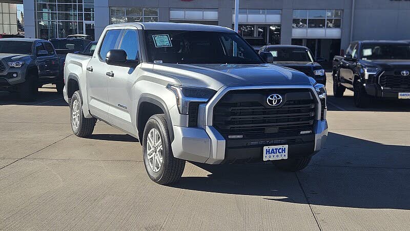 2026 Toyota Tundra SR5 CrewMax Cab 4WD
