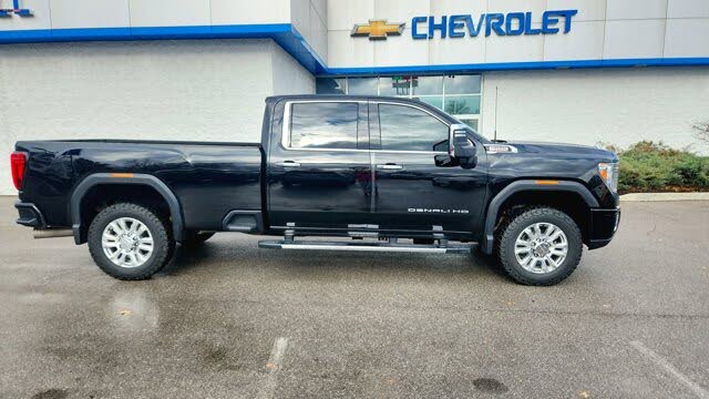 2021 GMC Sierra 2500HD Denali Crew Cab 4WD