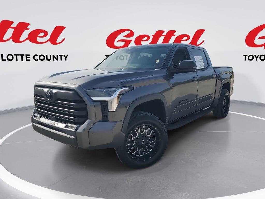 2022 Toyota Tundra SR5 CrewMax Cab RWD