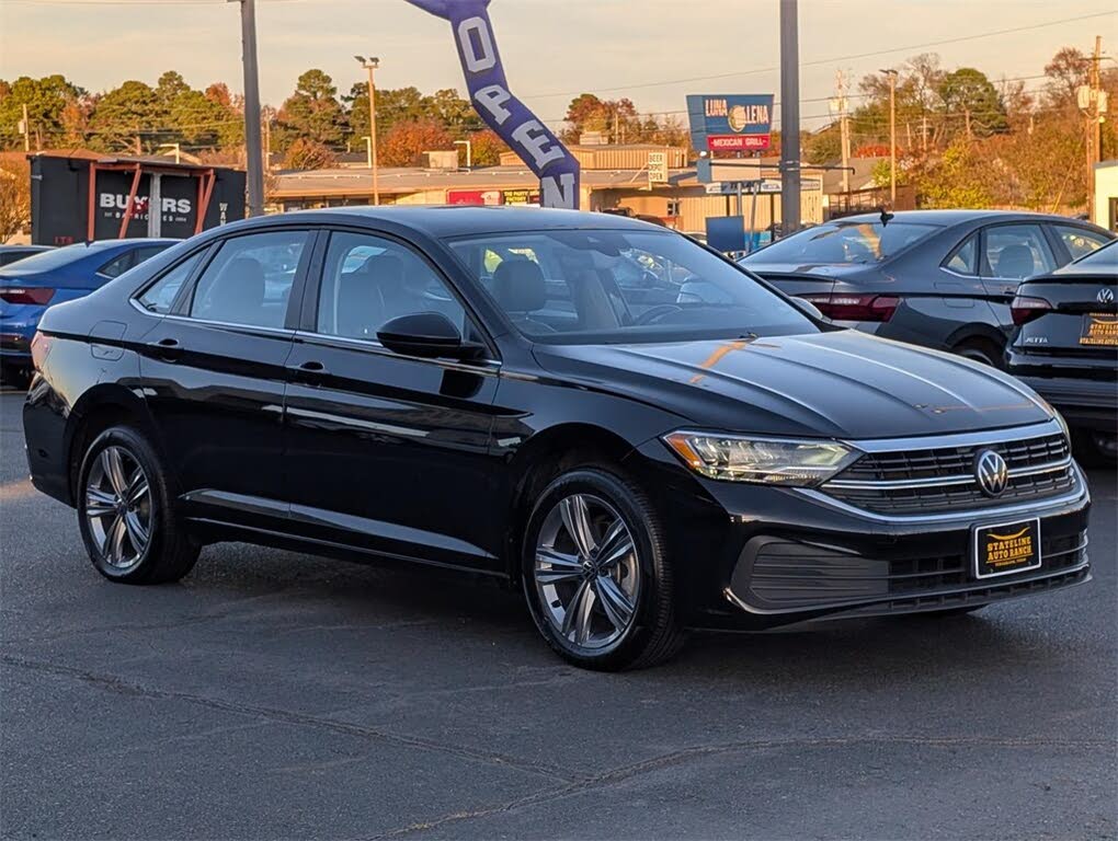 2024 Volkswagen Jetta SE FWD