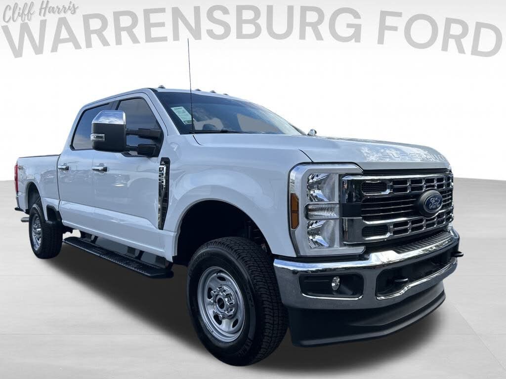 2025 Ford F-250 Super Duty XL Crew Cab 4WD