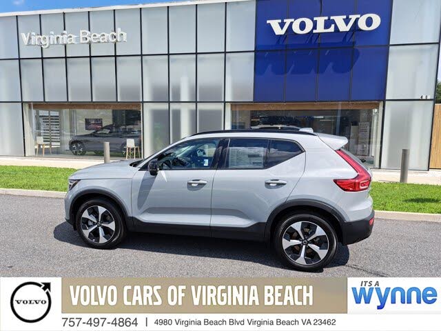 2026 Volvo XC40 B5 Plus AWD
