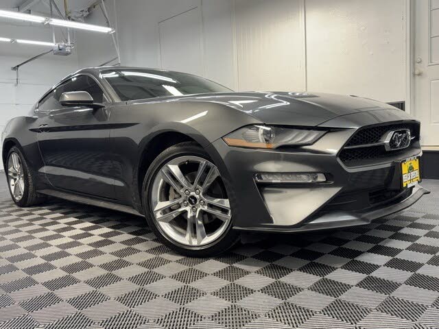 2019 Ford Mustang EcoBoost Premium Coupe RWD