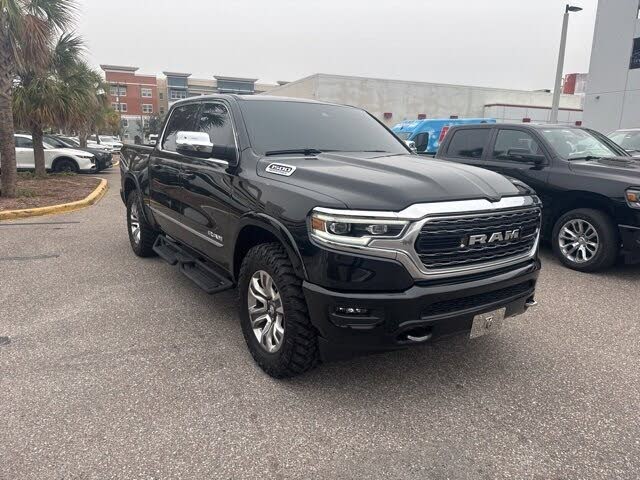 2024 RAM 1500 Limited Crew Cab 4WD