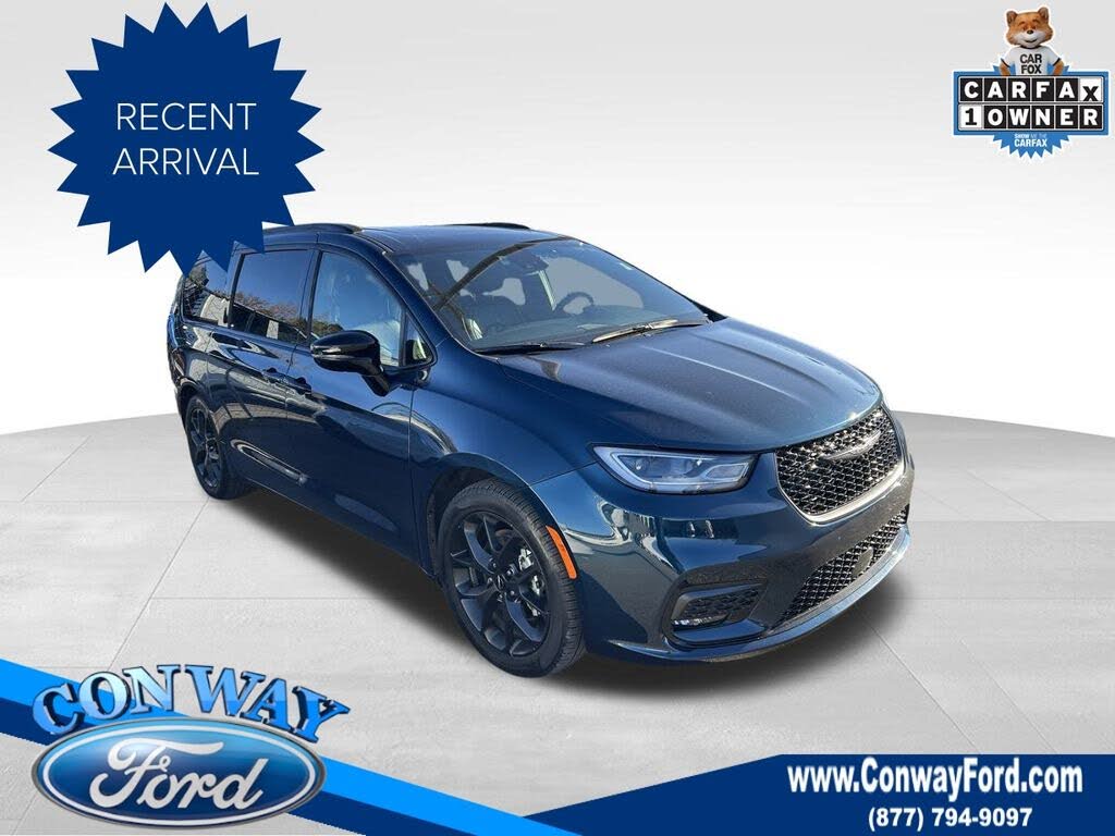 2025 Chrysler Pacifica Limited FWD