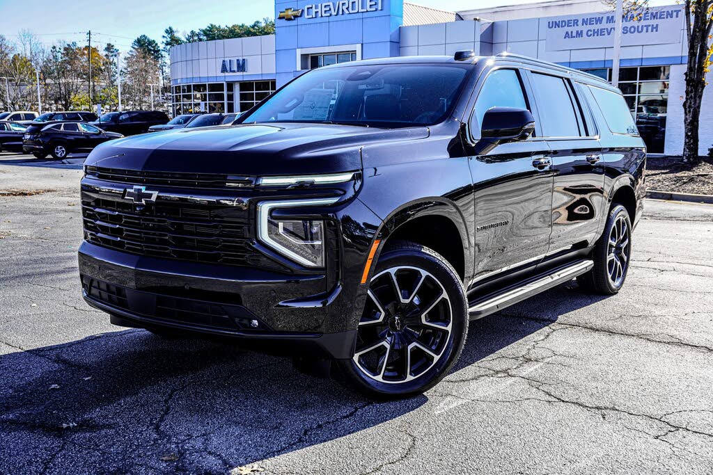 2026 Chevrolet Suburban RST 4WD