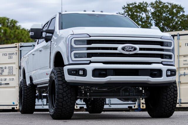 2026 Ford F-350 Super Duty Platinum Crew Cab 4WD