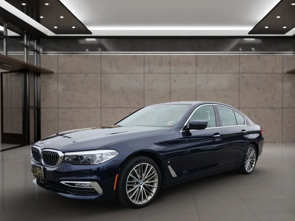 2018 BMW 5 Series 530e xDrive iPerformance Sedan AWD