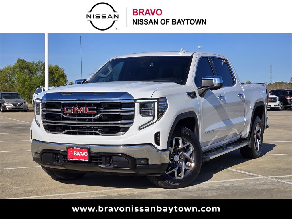 2023 GMC Sierra 1500 SLT Crew Cab RWD