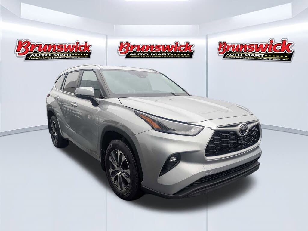 2023 Toyota Highlander XLE AWD