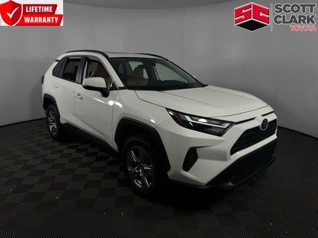 2023 Toyota RAV4 XLE FWD