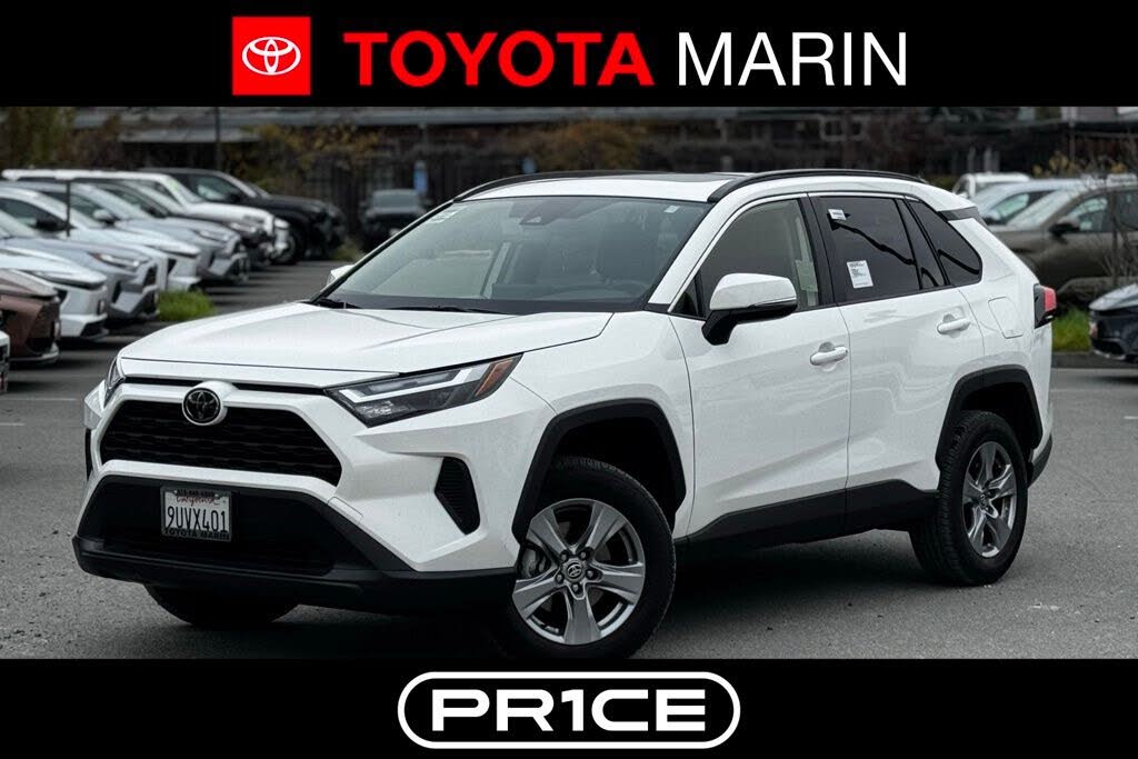 2025 Toyota RAV4 XLE AWD