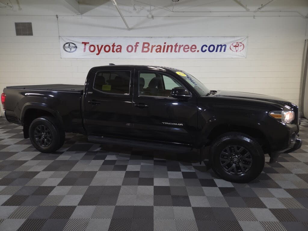 2022 Toyota Tacoma SR5 V6 Double Cab LB 4WD