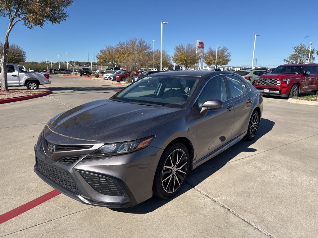 2023 Toyota Camry SE FWD