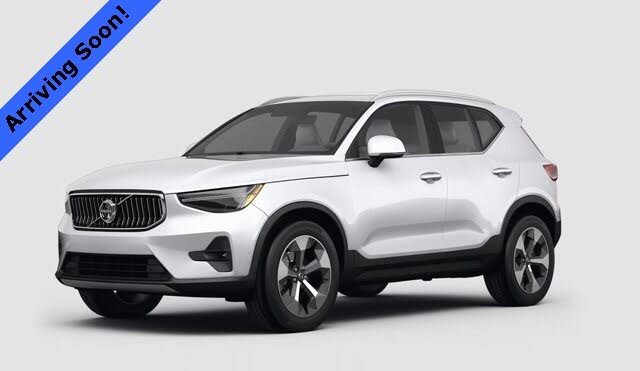 2023 Volvo XC40 B5 Plus Dark Theme AWD