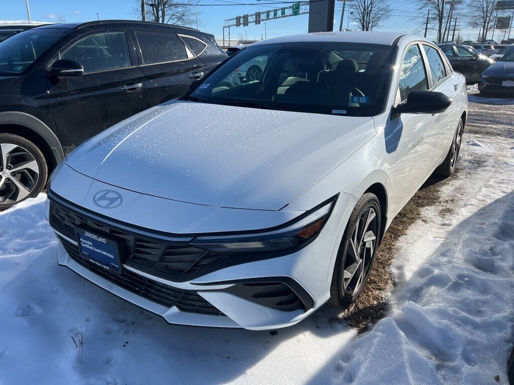 2025 Hyundai Elantra Hybrid SEL Sport FWD