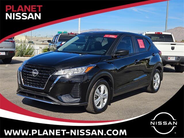 2025 Nissan Kicks Play S FWD