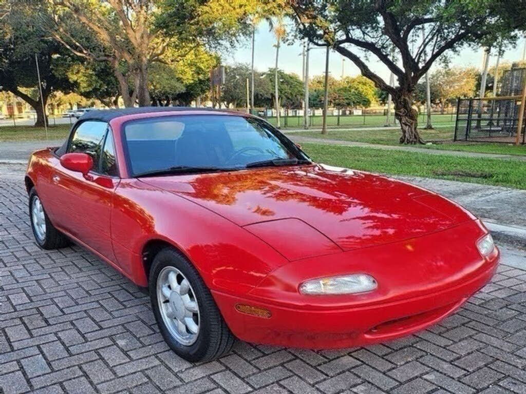 1990 Mazda MX-5 Miata Roadster