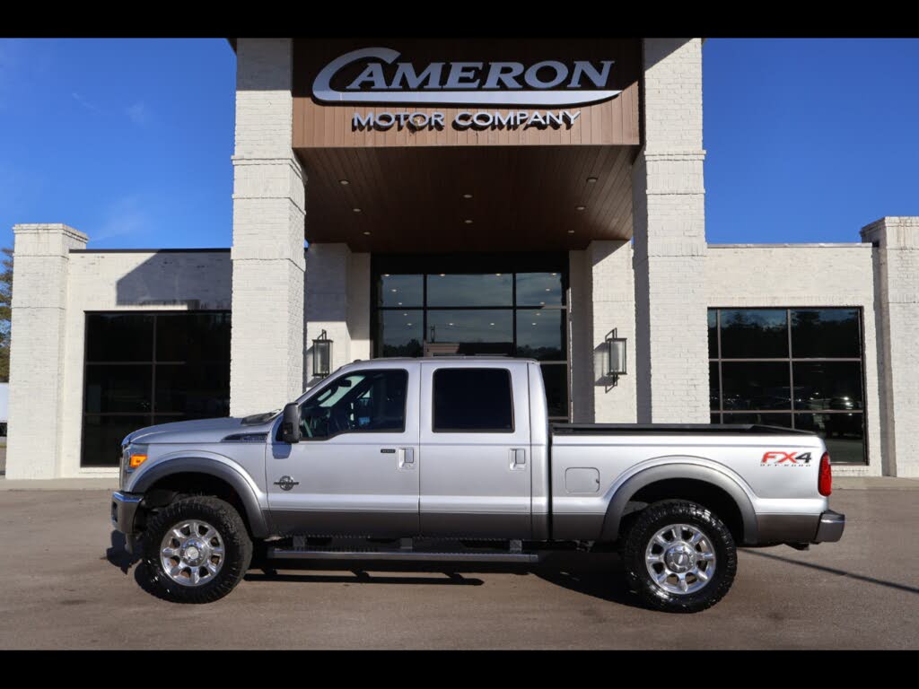 2013 Ford F-250 Super Duty Lariat Crew Cab 4WD