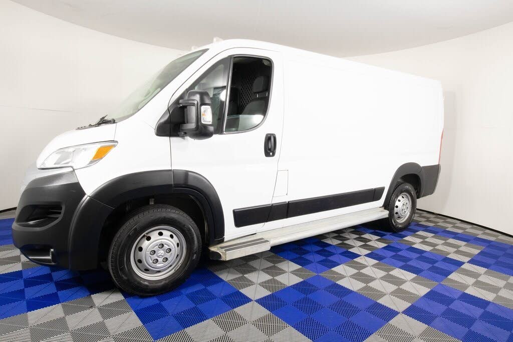 2023 RAM ProMaster 2500 136 Low Roof Cargo Van FWD