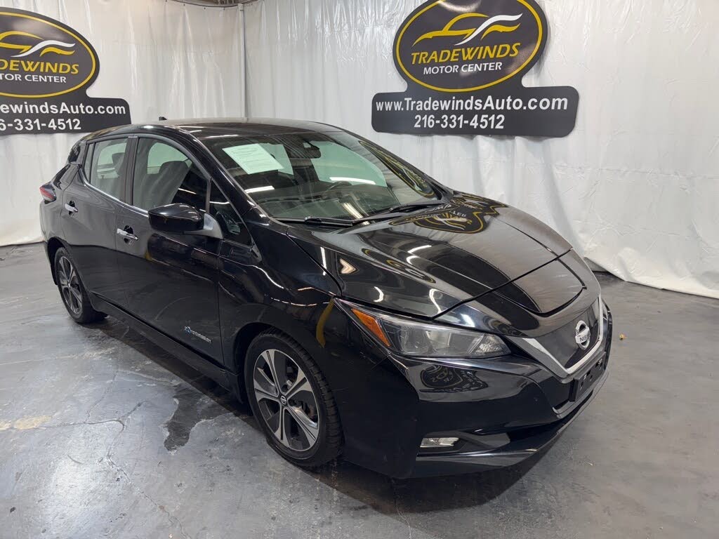 2019 Nissan LEAF SV FWD