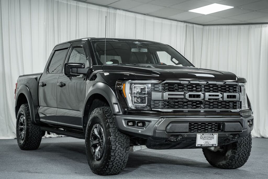 2022 Ford F-150 Raptor SuperCrew 4WD