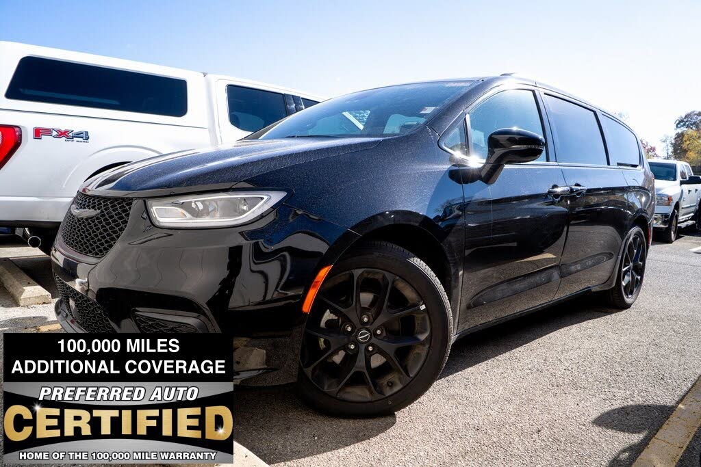 2025 Chrysler Pacifica Limited FWD