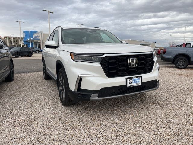 2025 Honda Pilot Touring AWD