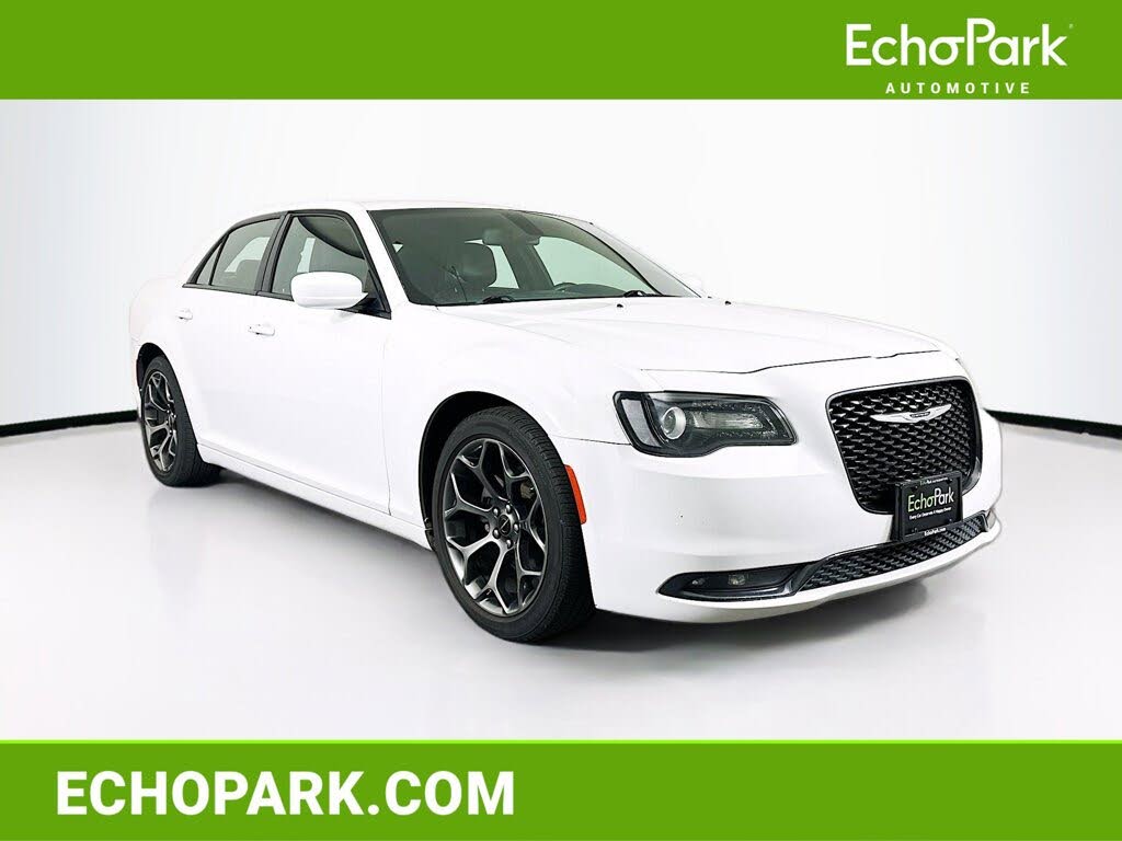 2018 Chrysler 300 S RWD