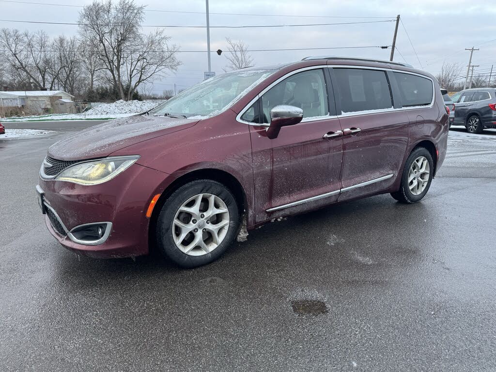 2020 Chrysler Pacifica Limited FWD