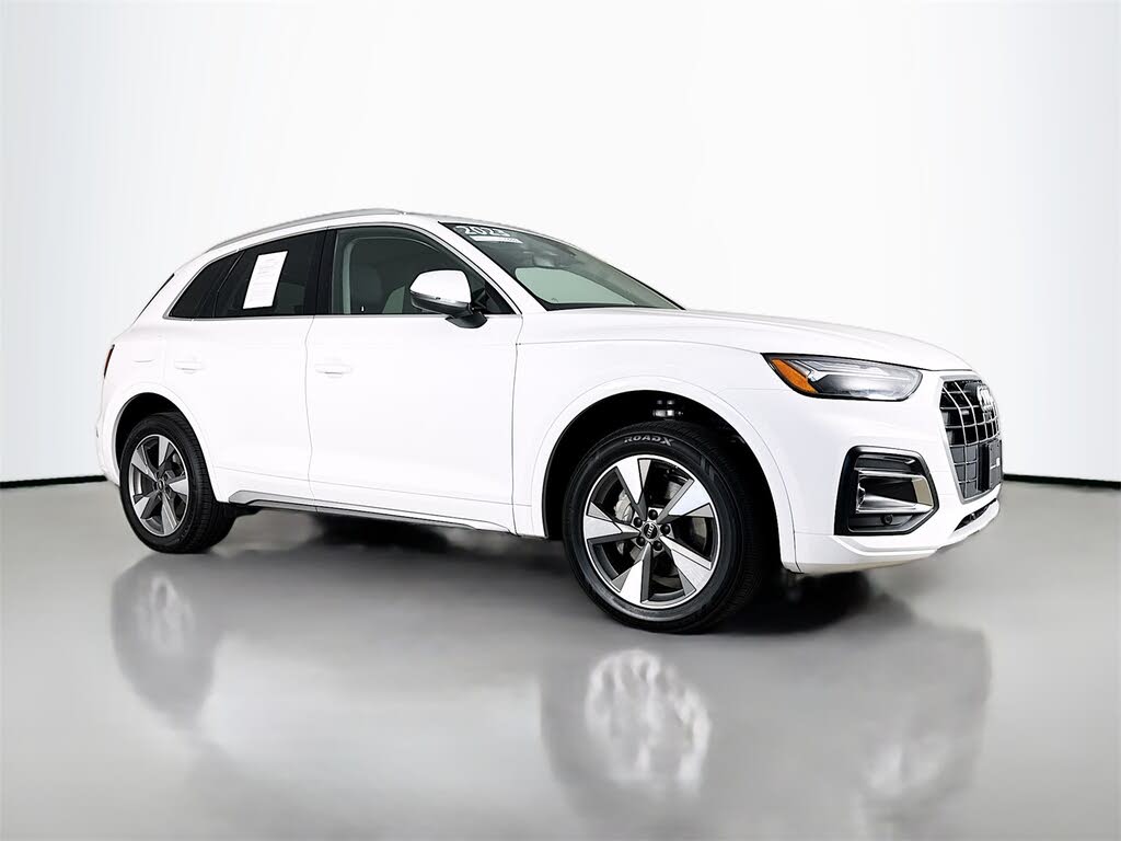 2023 Audi Q5 quattro Premium Plus 40 TFSI