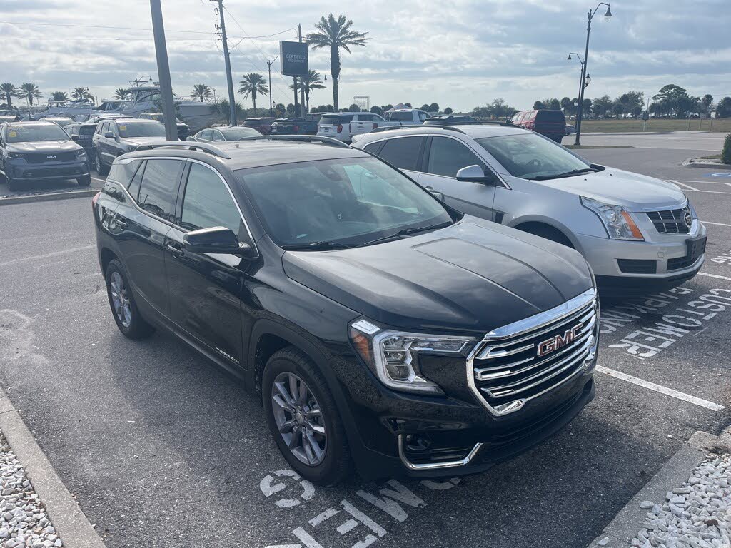 2023 GMC Terrain SLT FWD