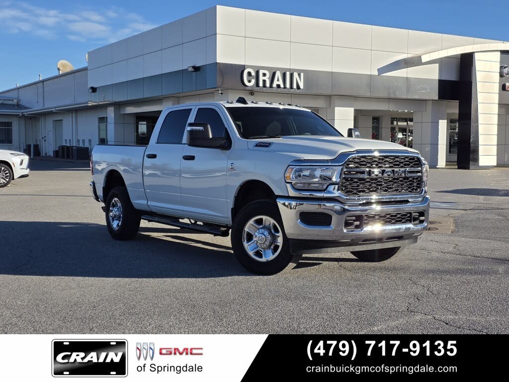 2024 RAM 2500 Tradesman Crew Cab 4WD