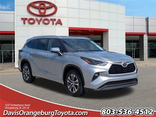 2024 Toyota Highlander XLE FWD