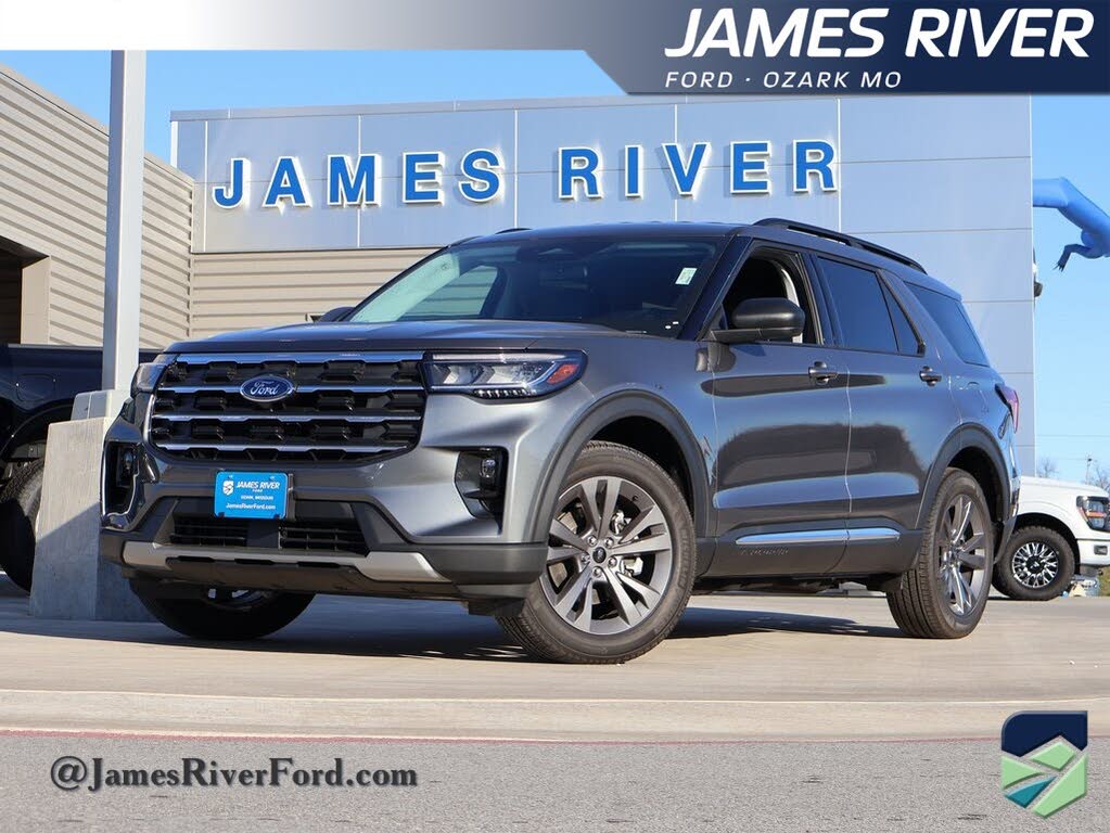 2025 Ford Explorer Active AWD