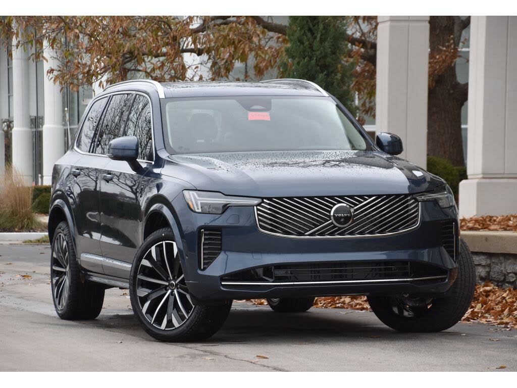 2026 Volvo XC90 B6 Plus 6-Passenger AWD