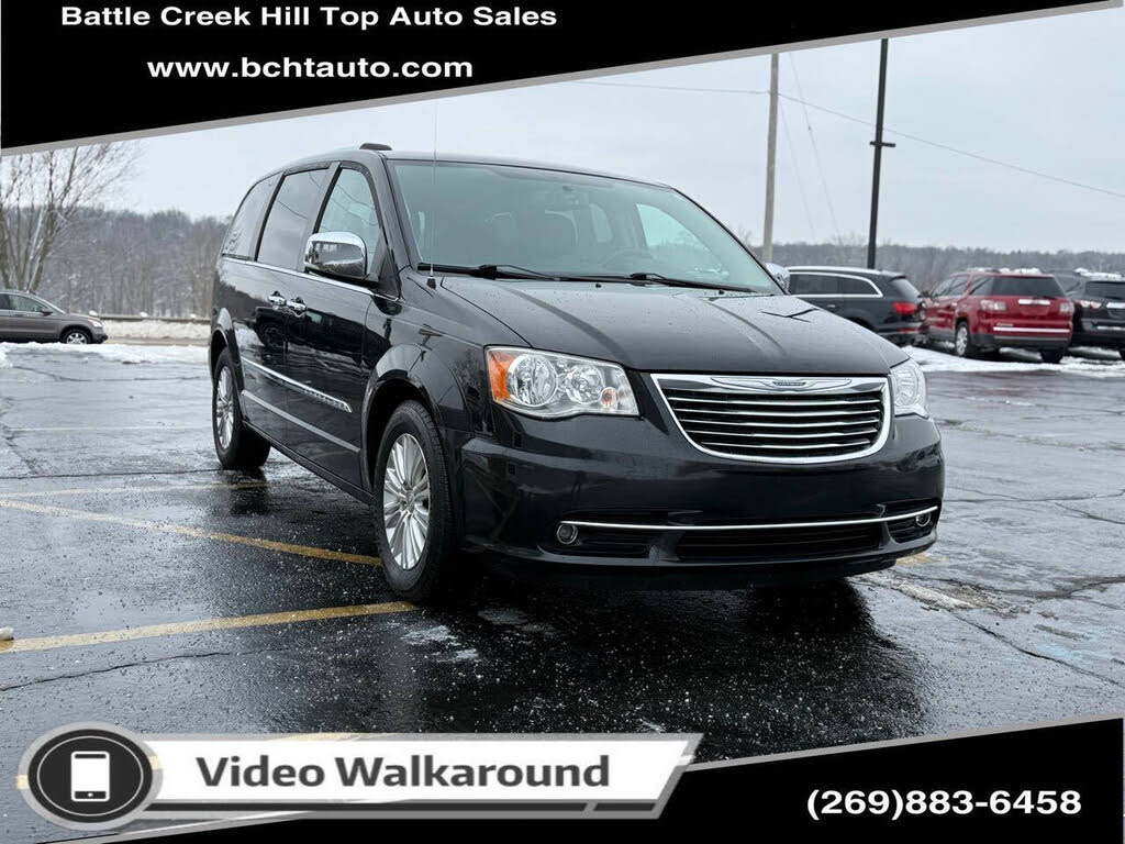 2016 Chrysler Town & Country Limited FWD