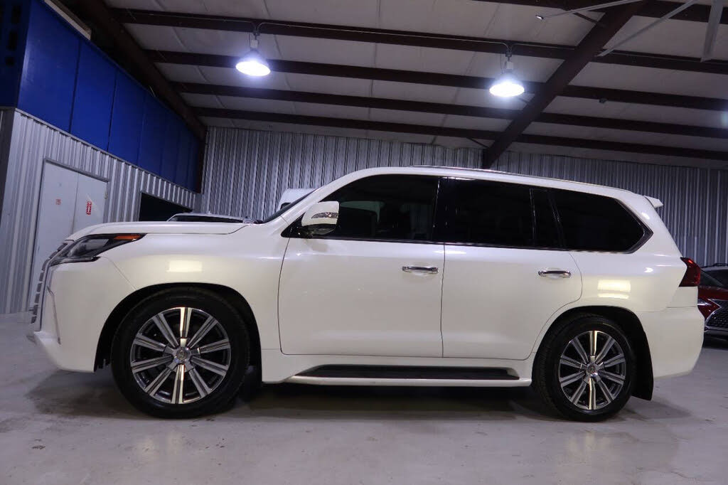 2017 Lexus LX 570 4WD