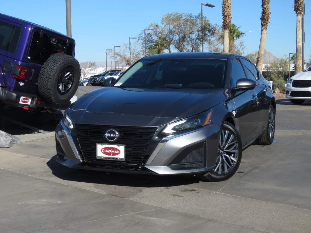 2023 Nissan Altima 2.5 SV FWD