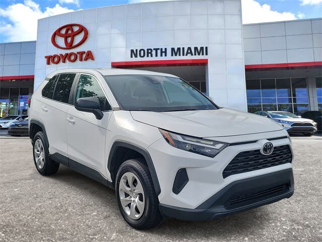 2023 Toyota RAV4 LE FWD