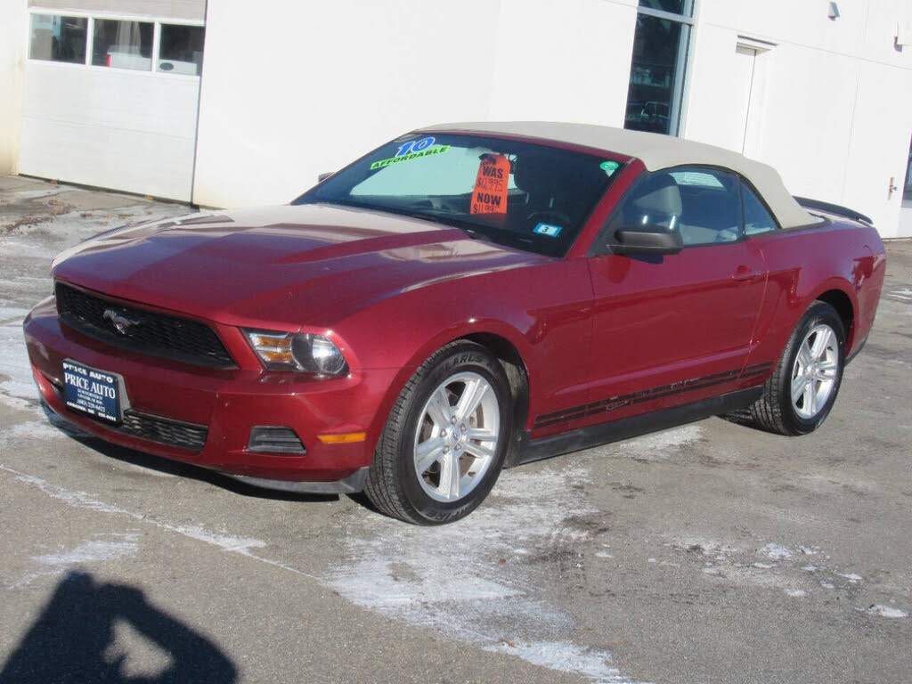 2010 Ford Mustang V6 Premium Convertible RWD