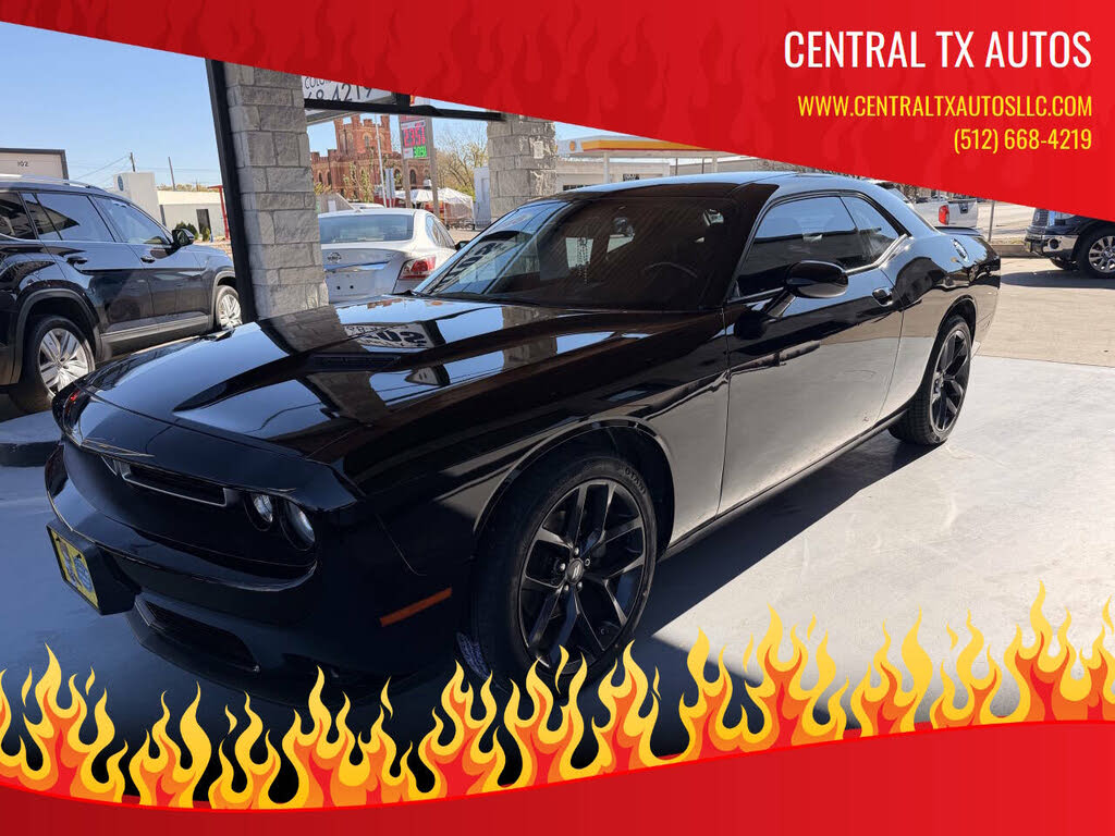 2018 Dodge Challenger SXT RWD