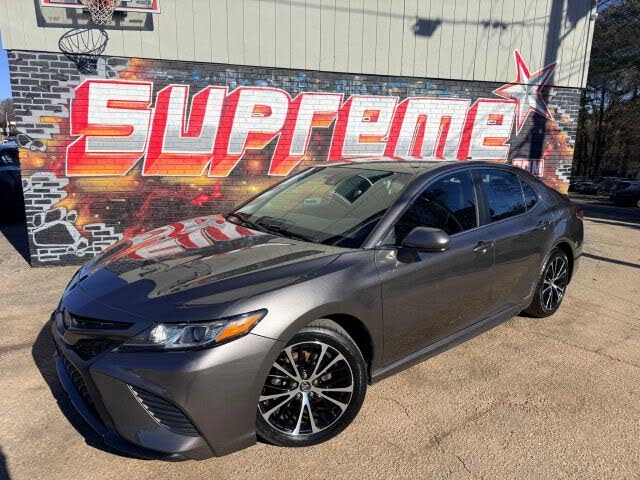 2019 Toyota Camry SE FWD