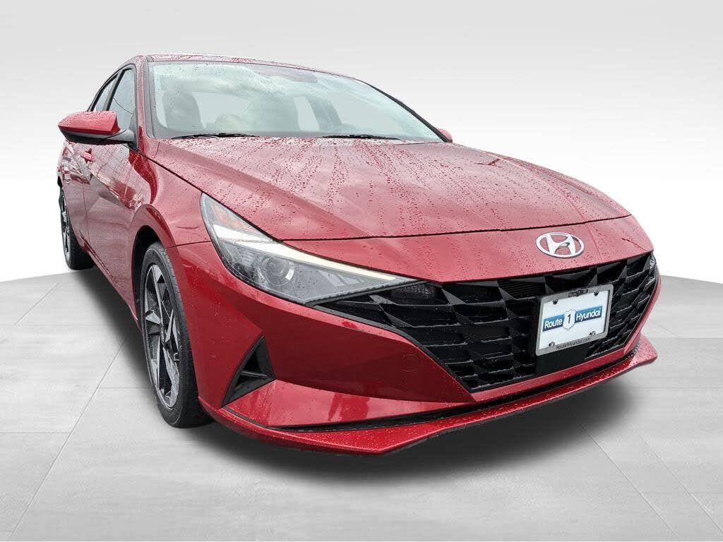 2023 Hyundai Elantra SEL FWD