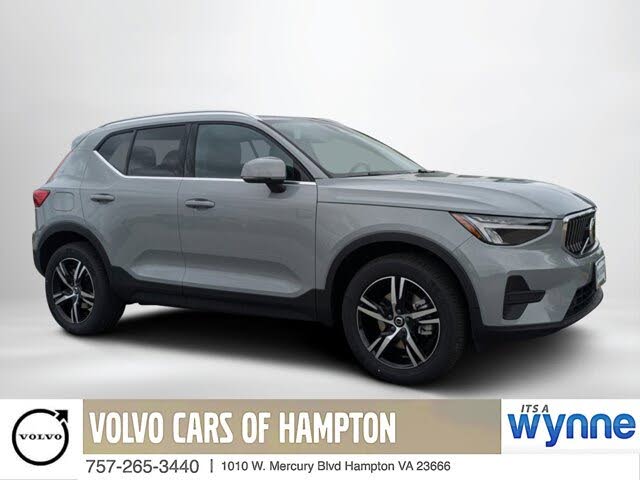 2025 Volvo XC40 B5 Core Bright Theme AWD