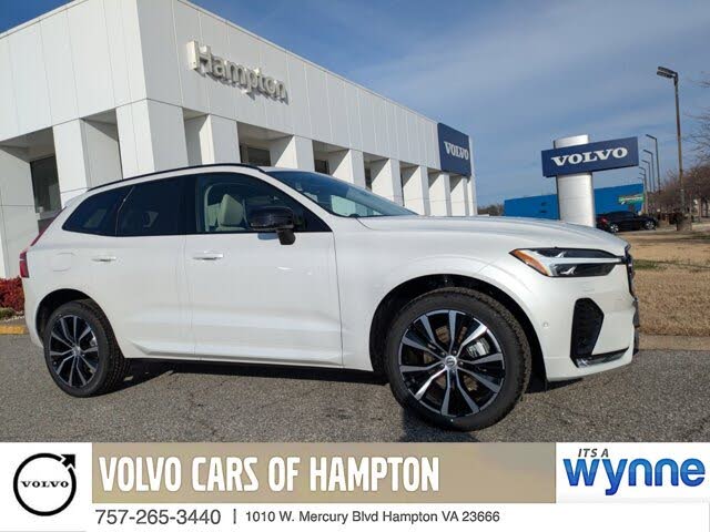 2025 Volvo XC60 B5 Plus Dark Theme AWD