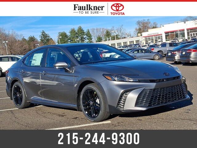 2026 Toyota Camry SE FWD