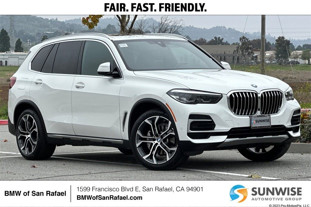 2023 BMW X5 xDrive40i AWD
